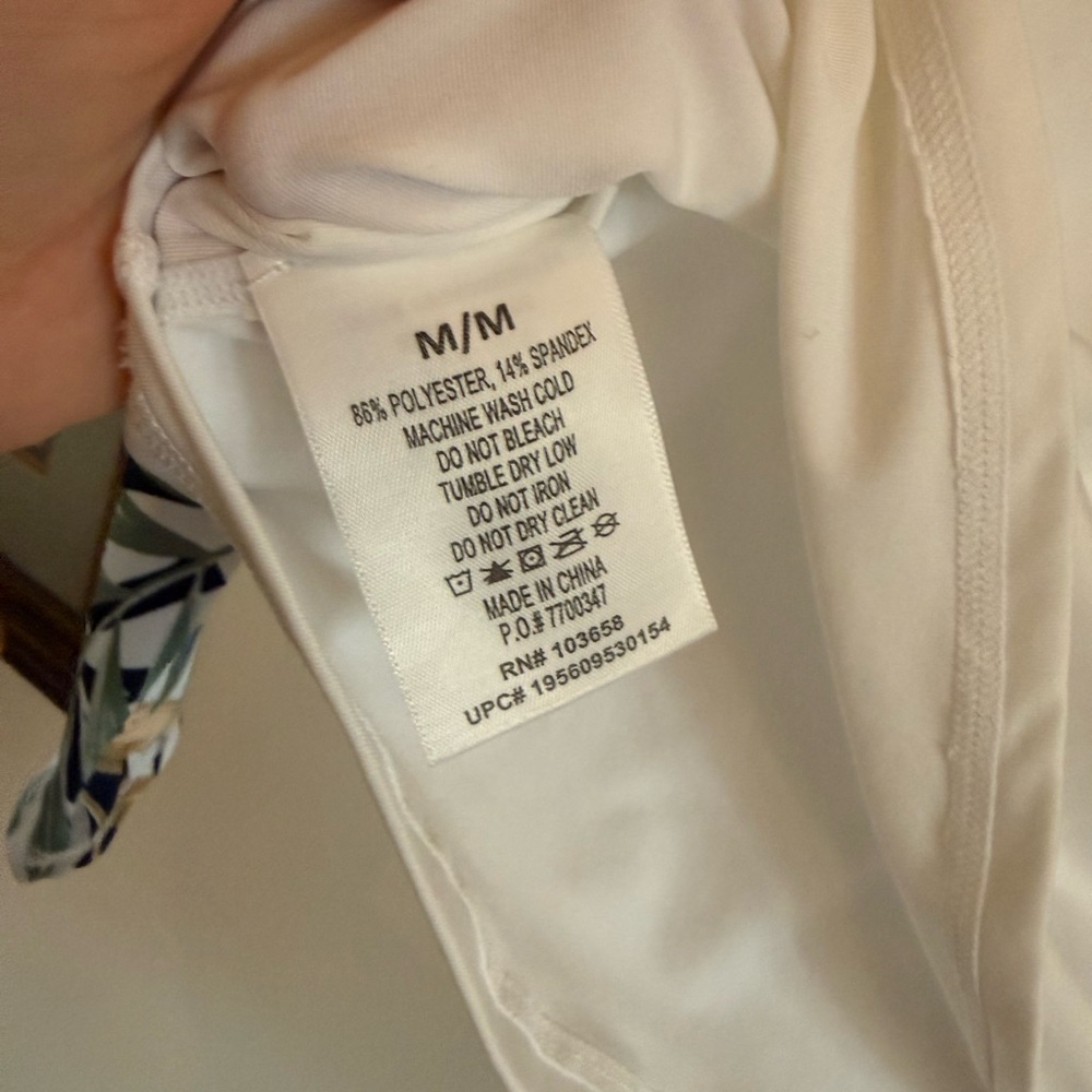 Hurley White Shirt with Blue and Tan Accents - Picture 4 of 4